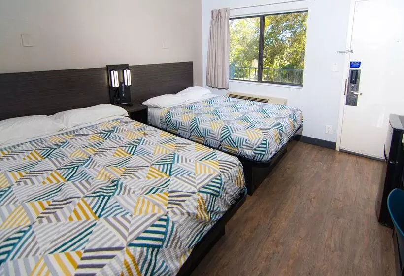 Motel 6 Lantana West Palm Beach, Fl