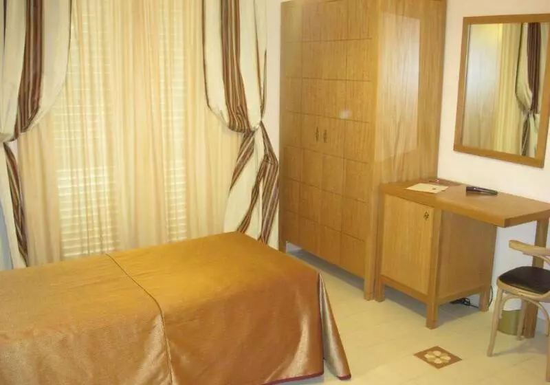 Palace Hotel Una Nuova Strada