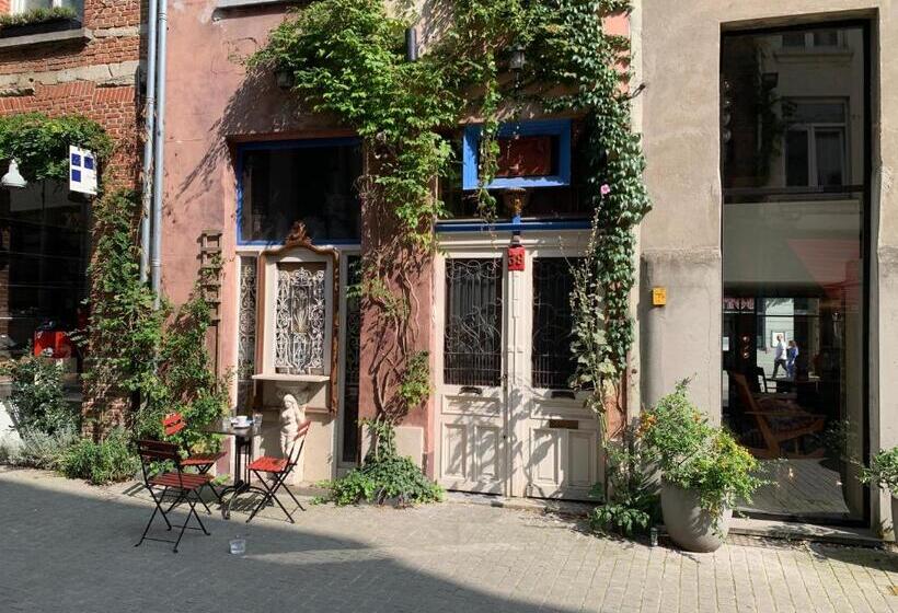 تختخواب و صبحانه House Le Prince D Anvers