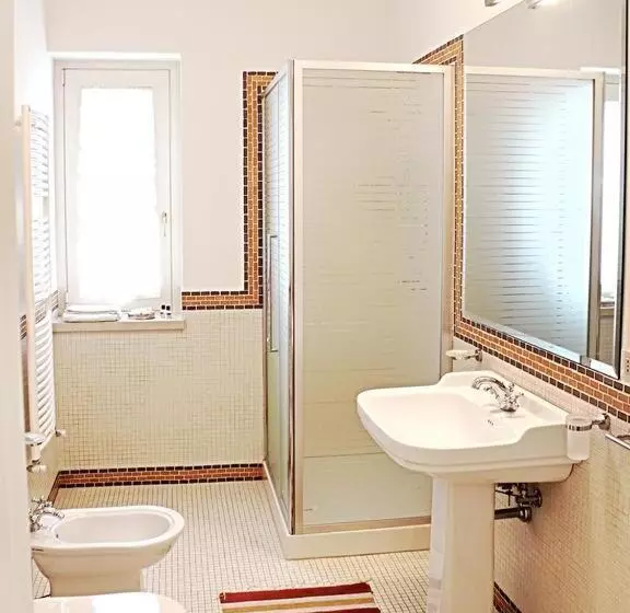 Aamiaismajoitus (B&B) Villa Glicini