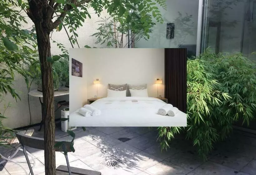 Bed and Breakfast Villa Yburg