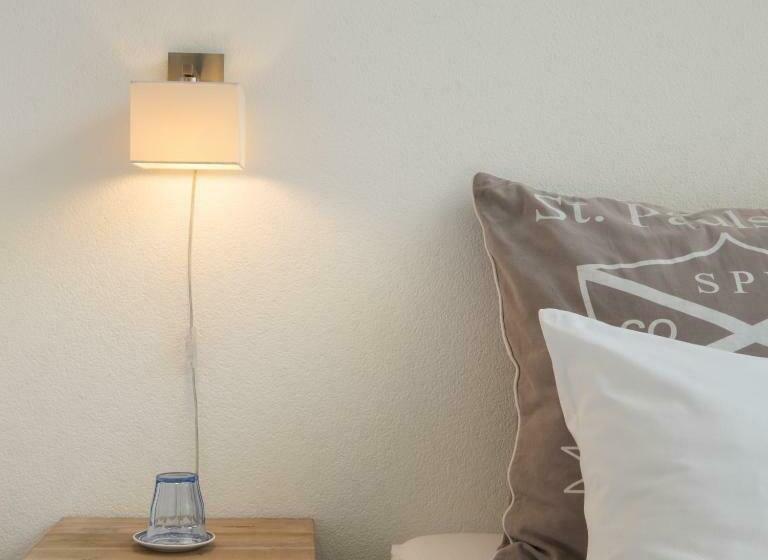 住宿加早餐  Villa Yburg