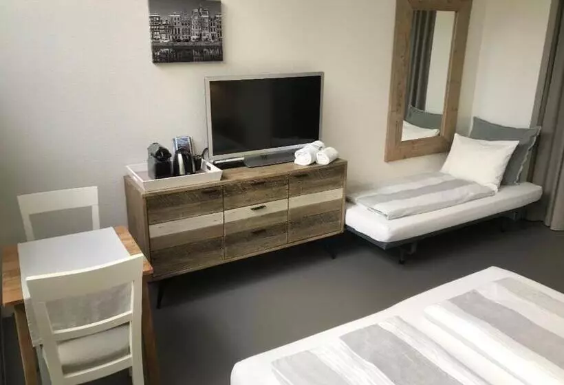 Bed and Breakfast Villa Yburg