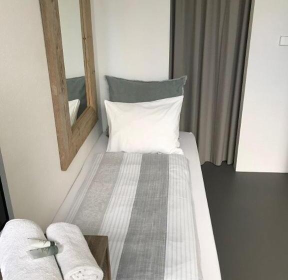 住宿加早餐  Villa Yburg