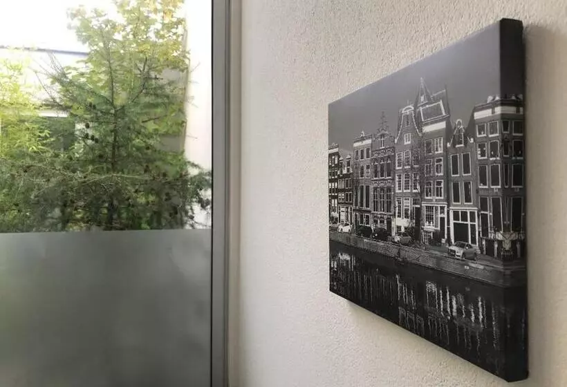 Bed and Breakfast Villa Yburg