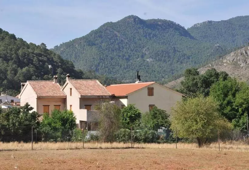 ホテル Alojamientos Rural Tejerina