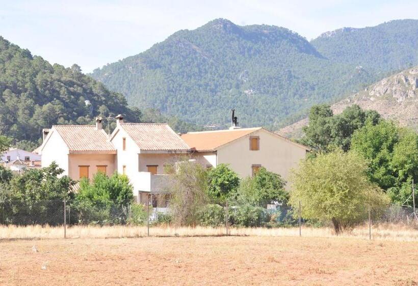 ホテル Alojamientos Rural Tejerina