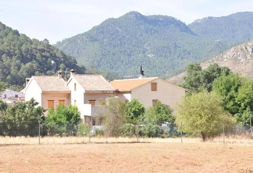 ホテル Alojamientos Rural Tejerina