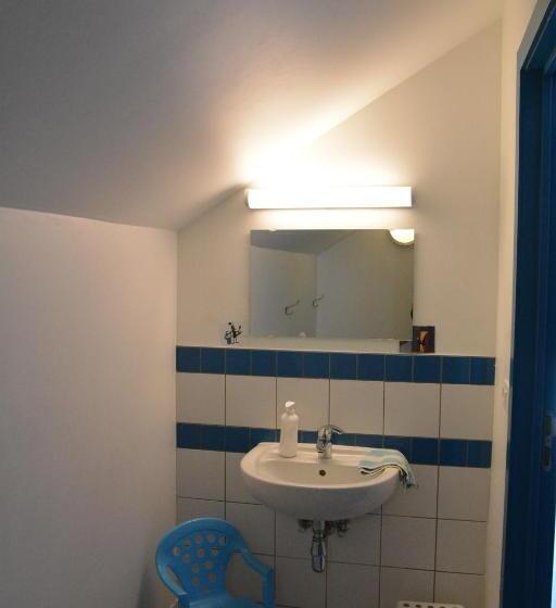 هتل Le Fagotin Youth Hostel