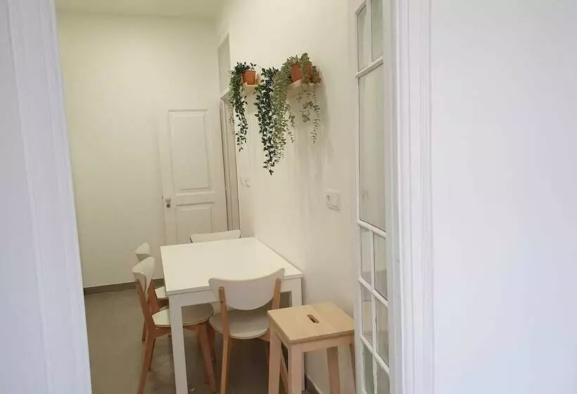 پانسیون Estrela Charming Rooms By Host Point