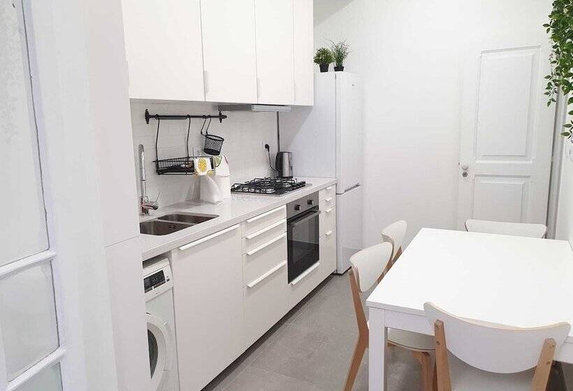 پانسیون Estrela Charming Rooms By Host Point