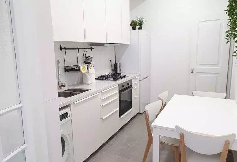 پانسیون Estrela Charming Rooms By Host Point