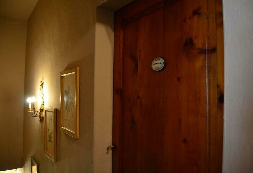 تختخواب و صبحانه Campo Alle Monache