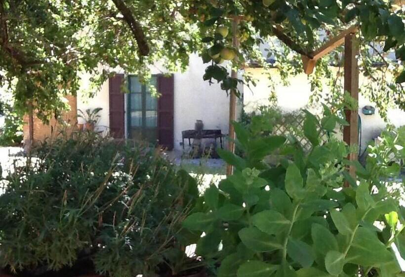 تختخواب و صبحانه Campo Alle Monache