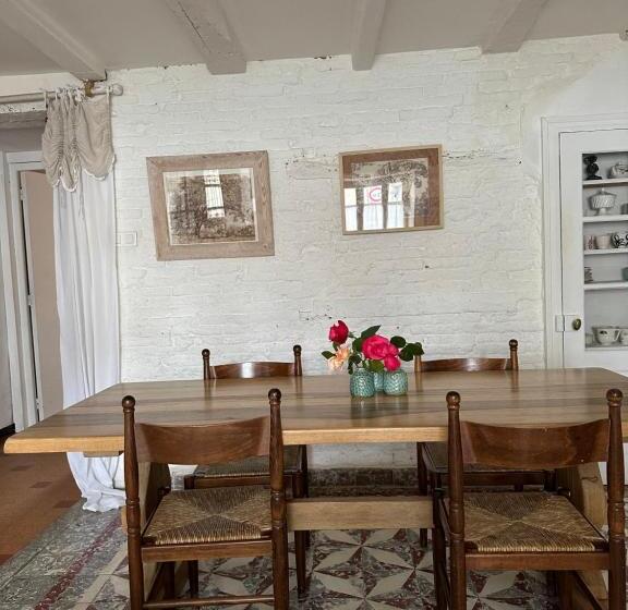 مبيت وإفطار Sûn Chambres D Hôtes