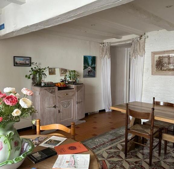 مبيت وإفطار Sûn Chambres D Hôtes