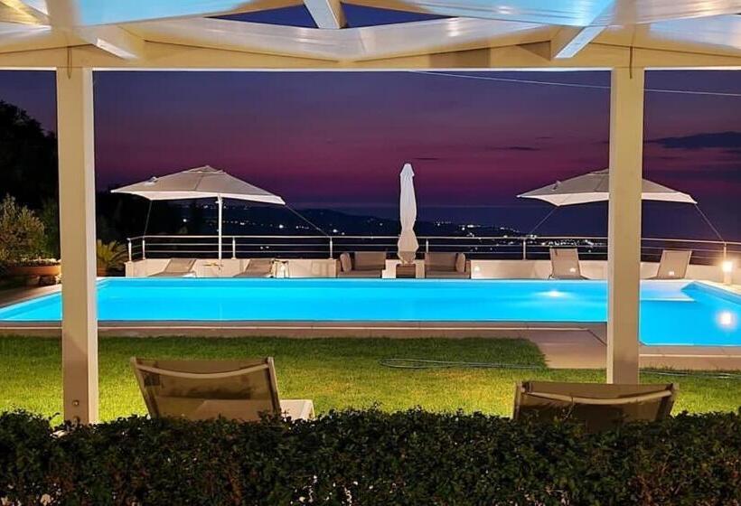 مبيت وإفطار Villa Zufrò