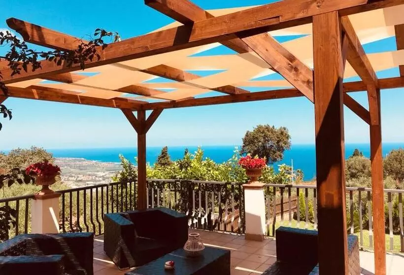 ベッドアンドブレックファースト Villa Zufrò