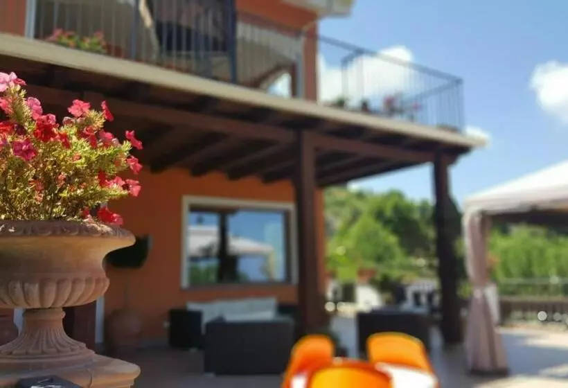 ベッドアンドブレックファースト Villa Zufrò