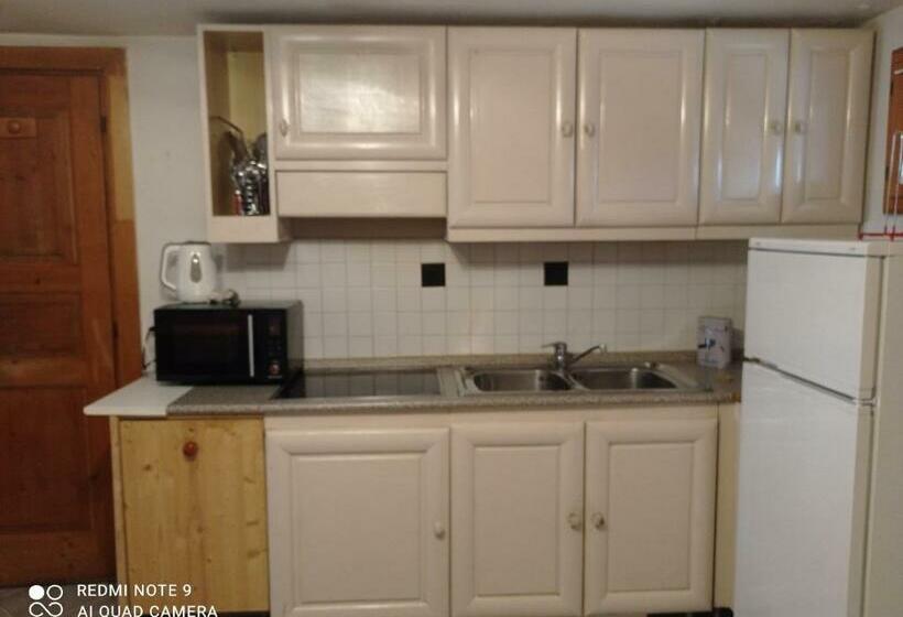 پانسیون Canton 520 Camera Matrimoniale E Appartamento Self Check In