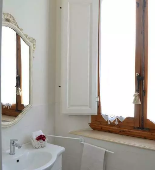 Majatalo Cosetta Guest House