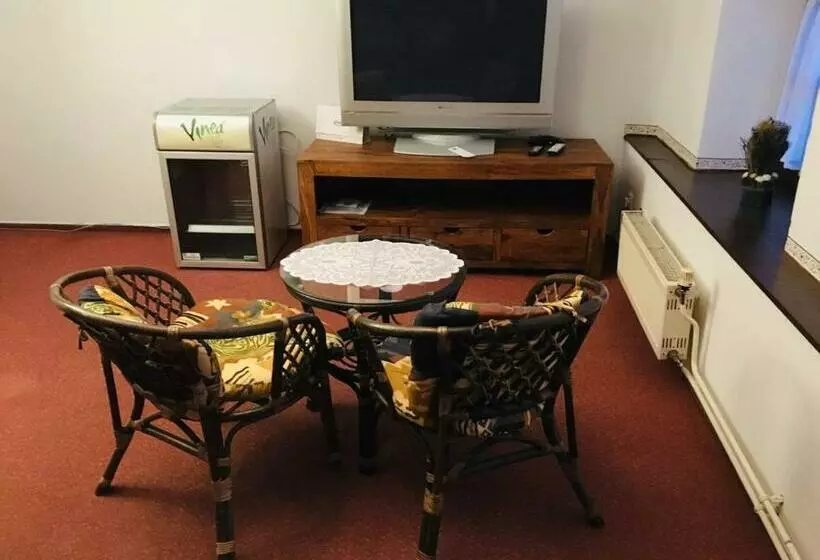 Majatalo Penzion U Modrého Zvonku