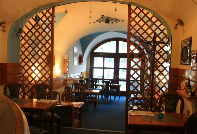 Majatalo Penzion U Modrého Zvonku