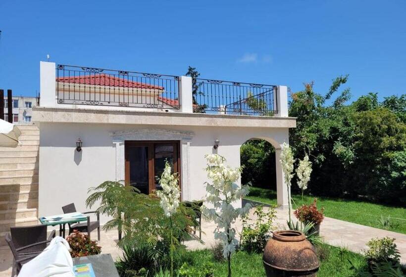 Пансион Vila Caviar