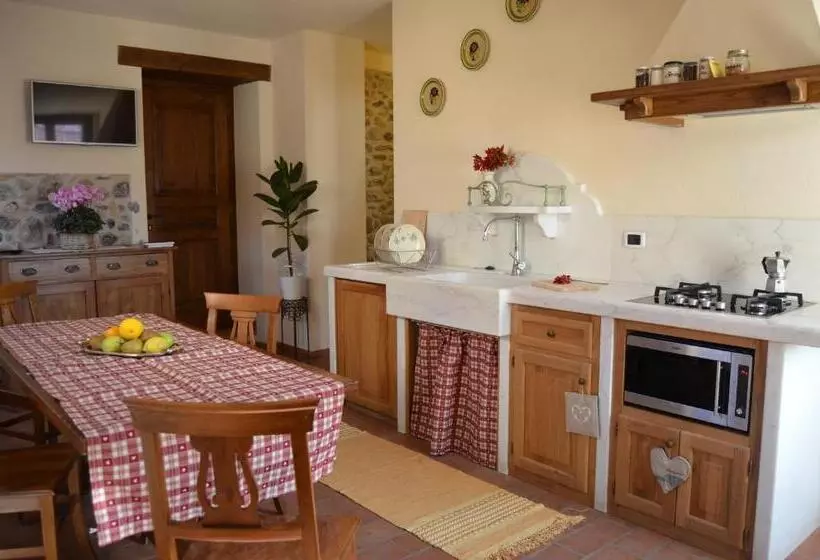 هتل Agriturismo Del Pigato   Bio Vio