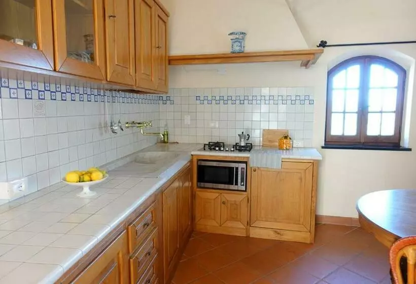 هتل Agriturismo Del Pigato   Bio Vio