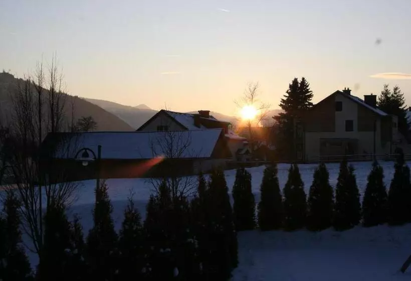 ホテル Gasthof Dorfwirt