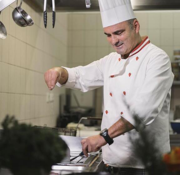 Hotell Gasthof Dorfwirt