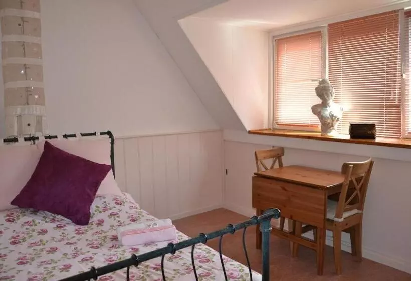 B&b Macbed Checkin Time 1700 1800 Or Request Before You Book