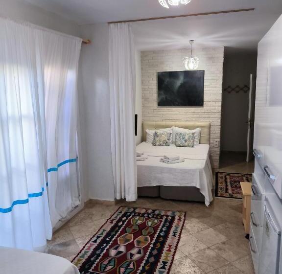 Bed and Breakfast Degirmenli Konak