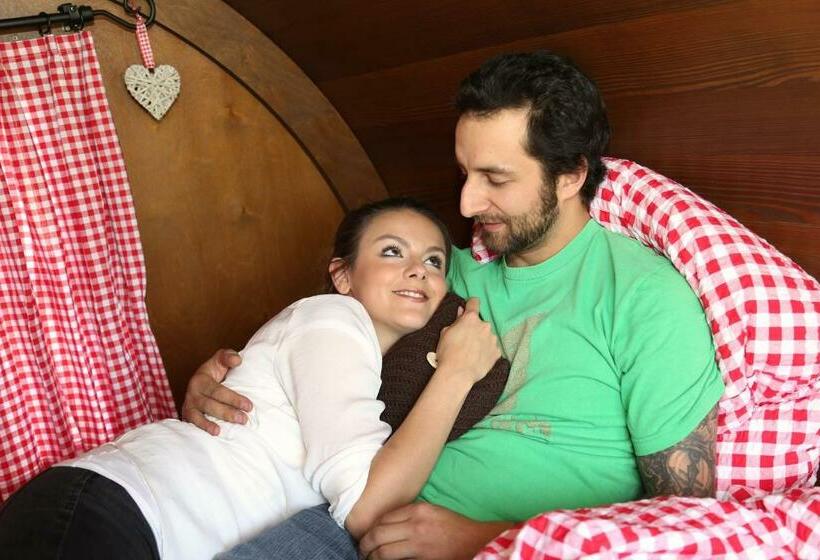 민박 Schlaf Fass Maienfeld