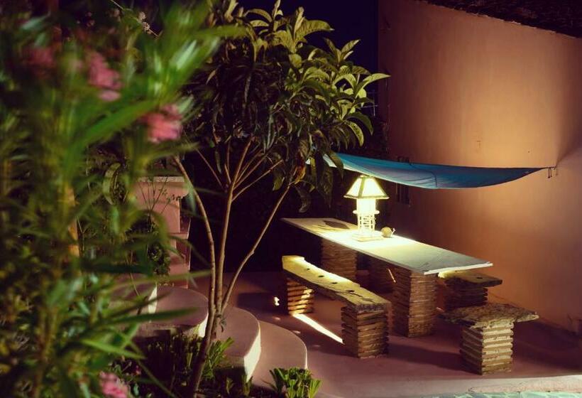 بنسيون Casa Rico Frade Garden