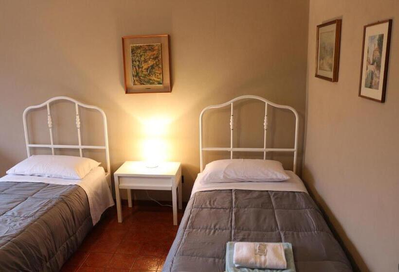 بنسيون Easyroom Schio