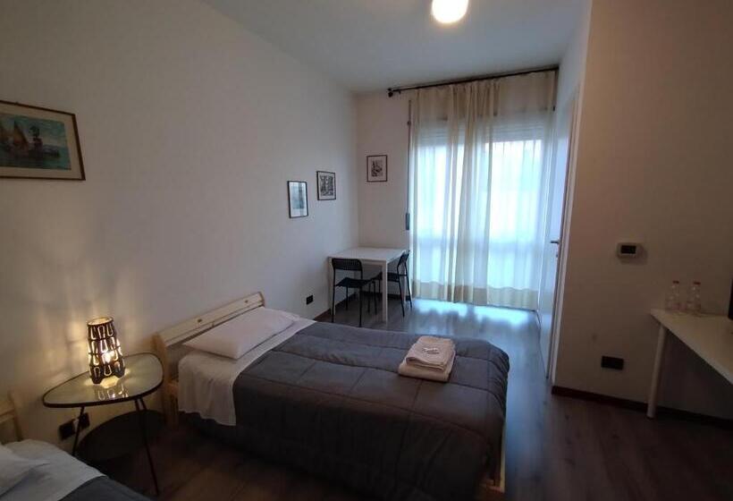 بنسيون Easyroom Schio