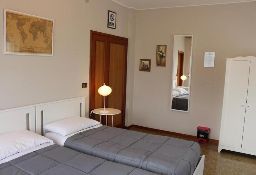 بنسيون Easyroom Schio