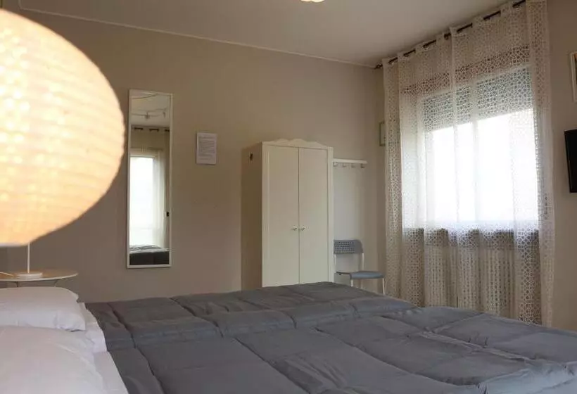 Majatalo Easyroom Schio