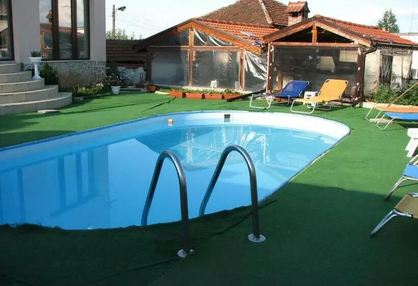 Majatalo Guest House Camellia