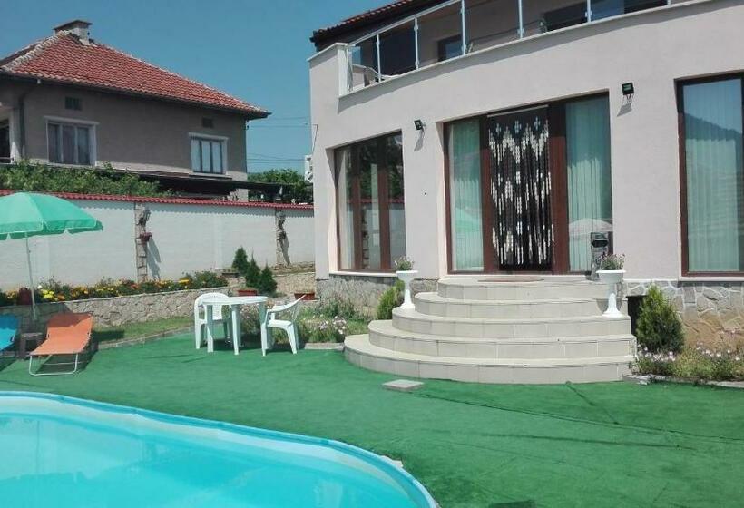 펜션 Guest House Camellia