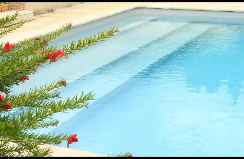 ペンション Le Mas Des Cerisiers Le Temple Sur Lot