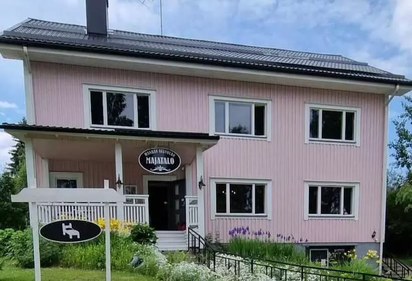 Majatalo Wanha Neuvola Guesthouse