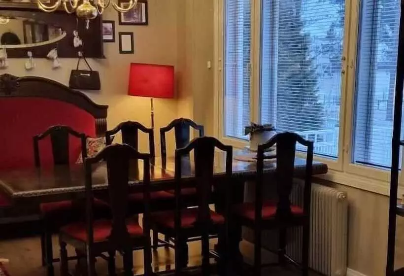 Majatalo Wanha Neuvola Guesthouse