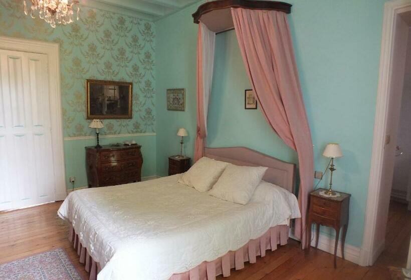 住宿加早餐 Château De Nazé