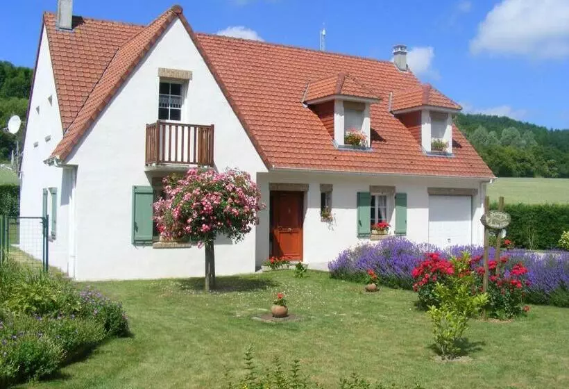 ベッドアンドブレックファースト La Bourgade