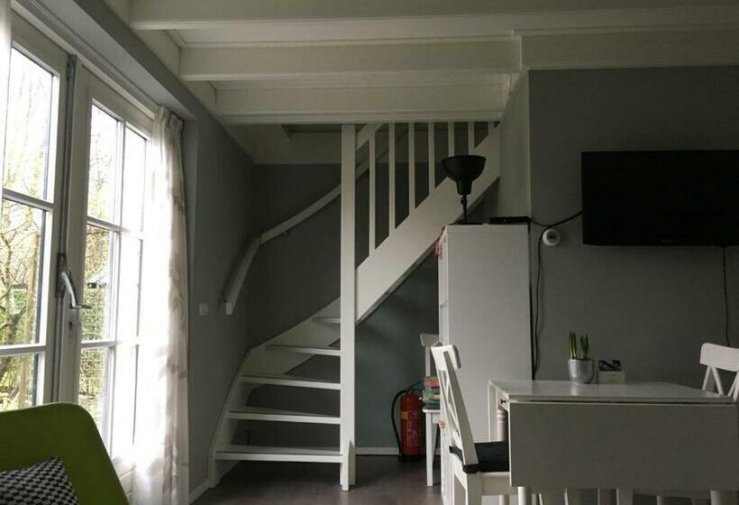 Bed and Breakfast T Laaisterplakky