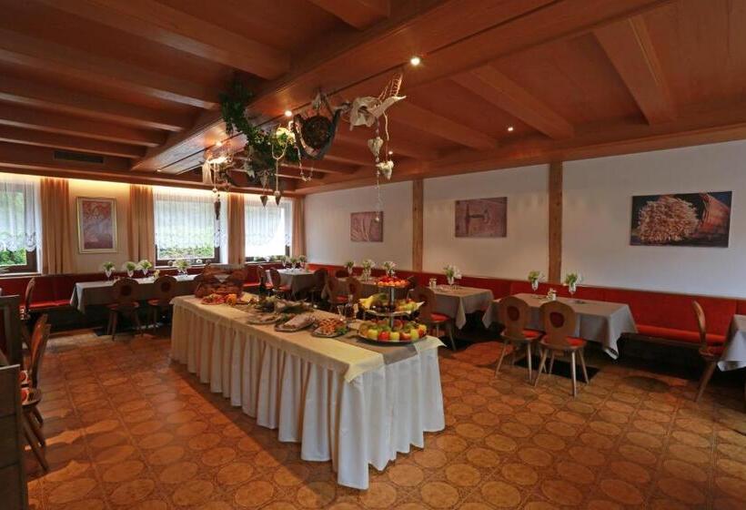 Отель Steinerhof