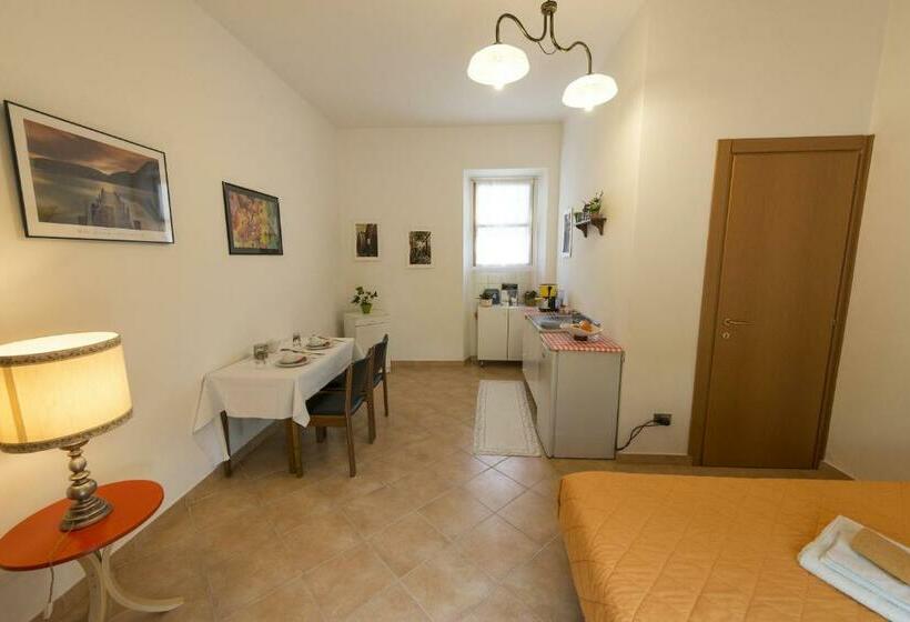 פנסיון Affittacamere Donati Nada